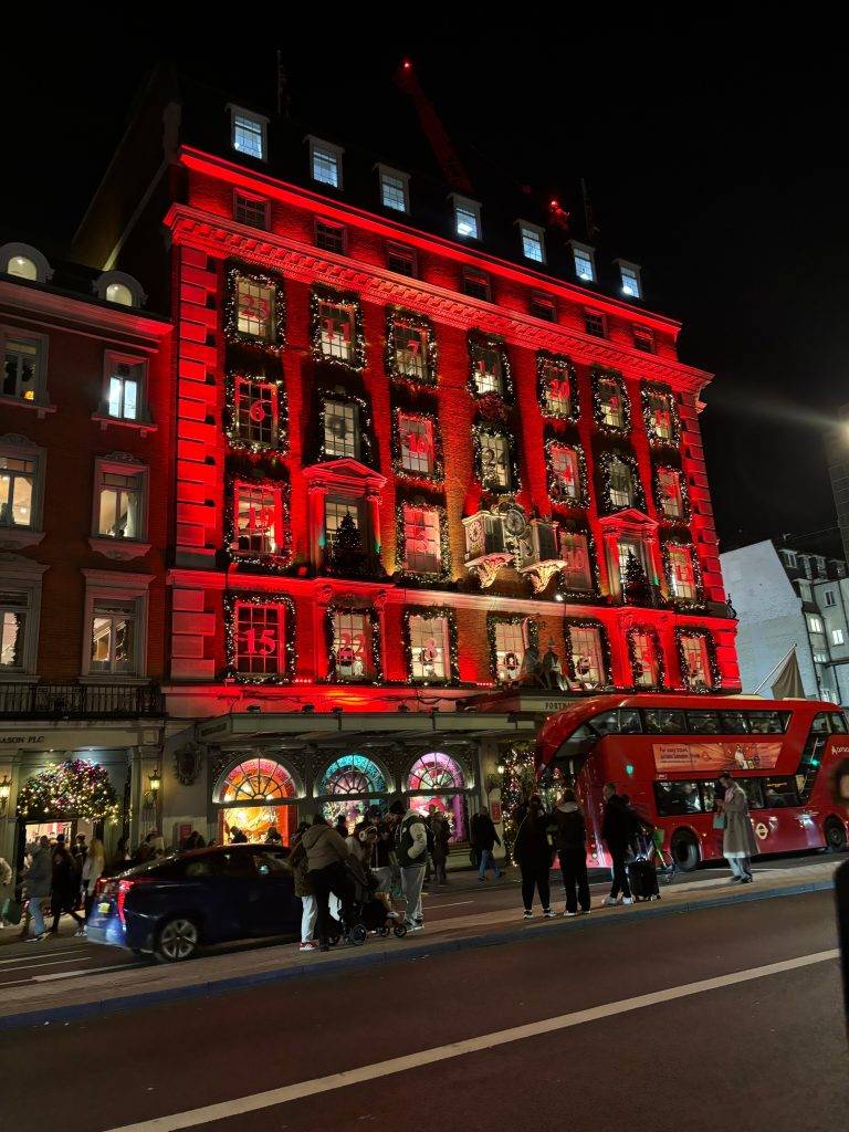 Caption – Silent Disco Walking Tours London