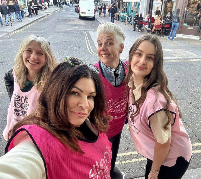 Caption – Silent Disco Walking Tours London
