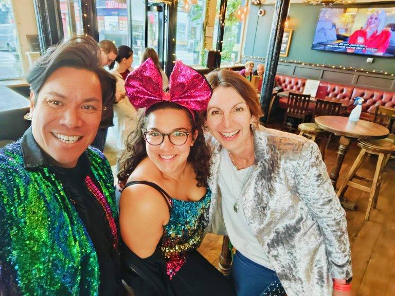 Caption – Silent Disco Walking Tours London