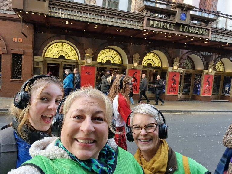 Caption 137 – Silent Disco Walking Tours London