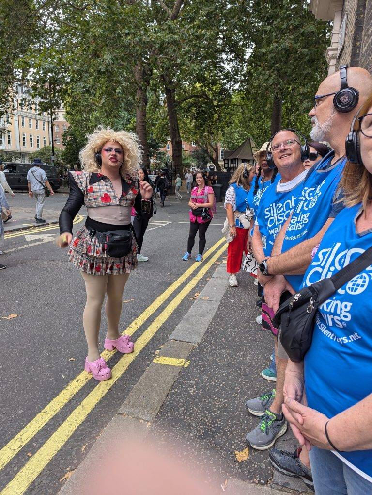 Caption – Silent Disco Walking Tours London