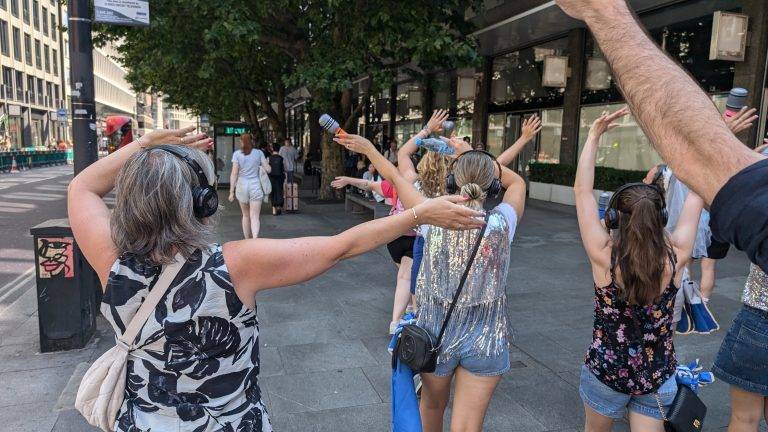 Caption – Silent Disco Walking Tours London