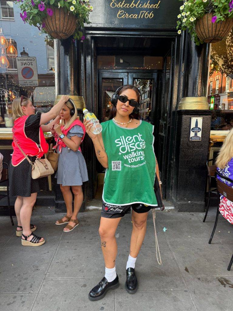 Caption – Silent Disco Walking Tours London