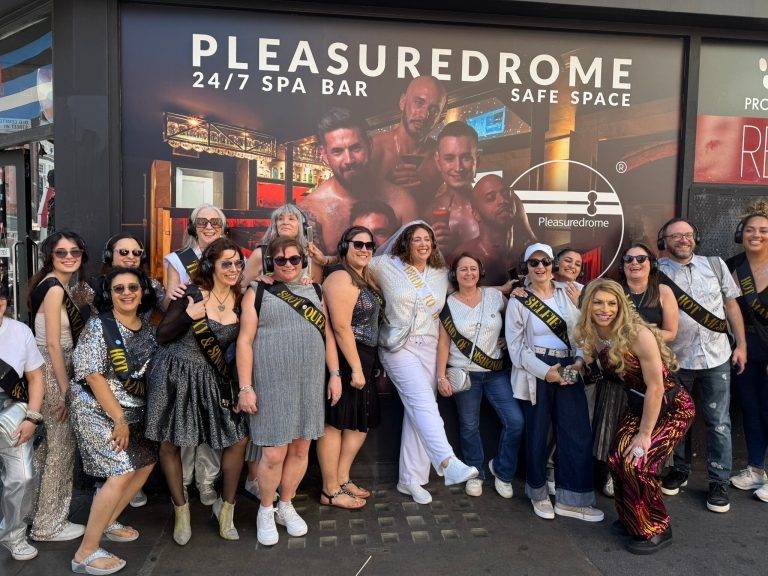 Caption – Silent Disco Walking Tours London