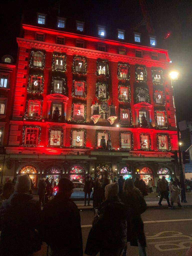 Caption – Silent Disco Walking Tours London