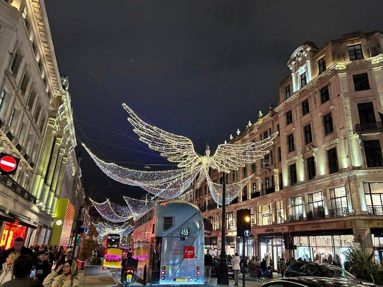 Caption – Silent Disco Walking Tours London